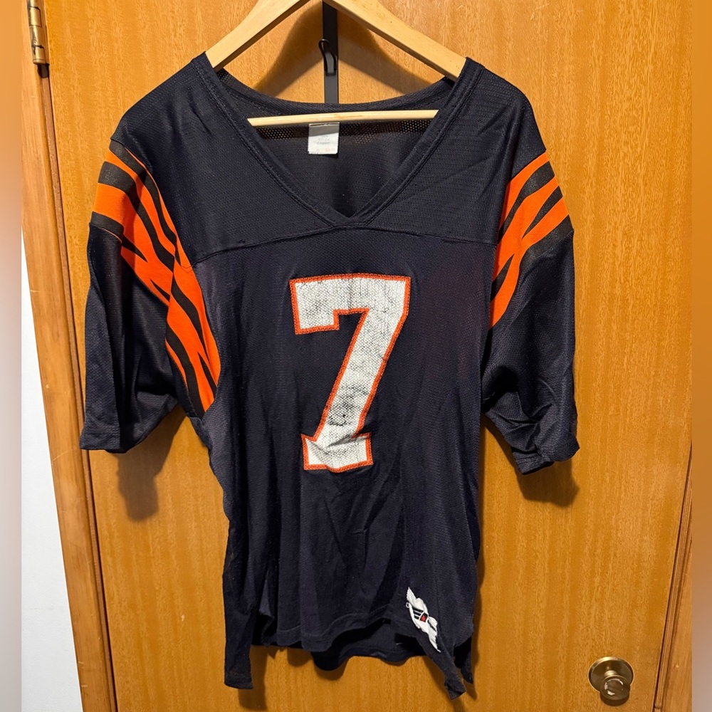 Vintage Black and White ravens Logo Patch jersey